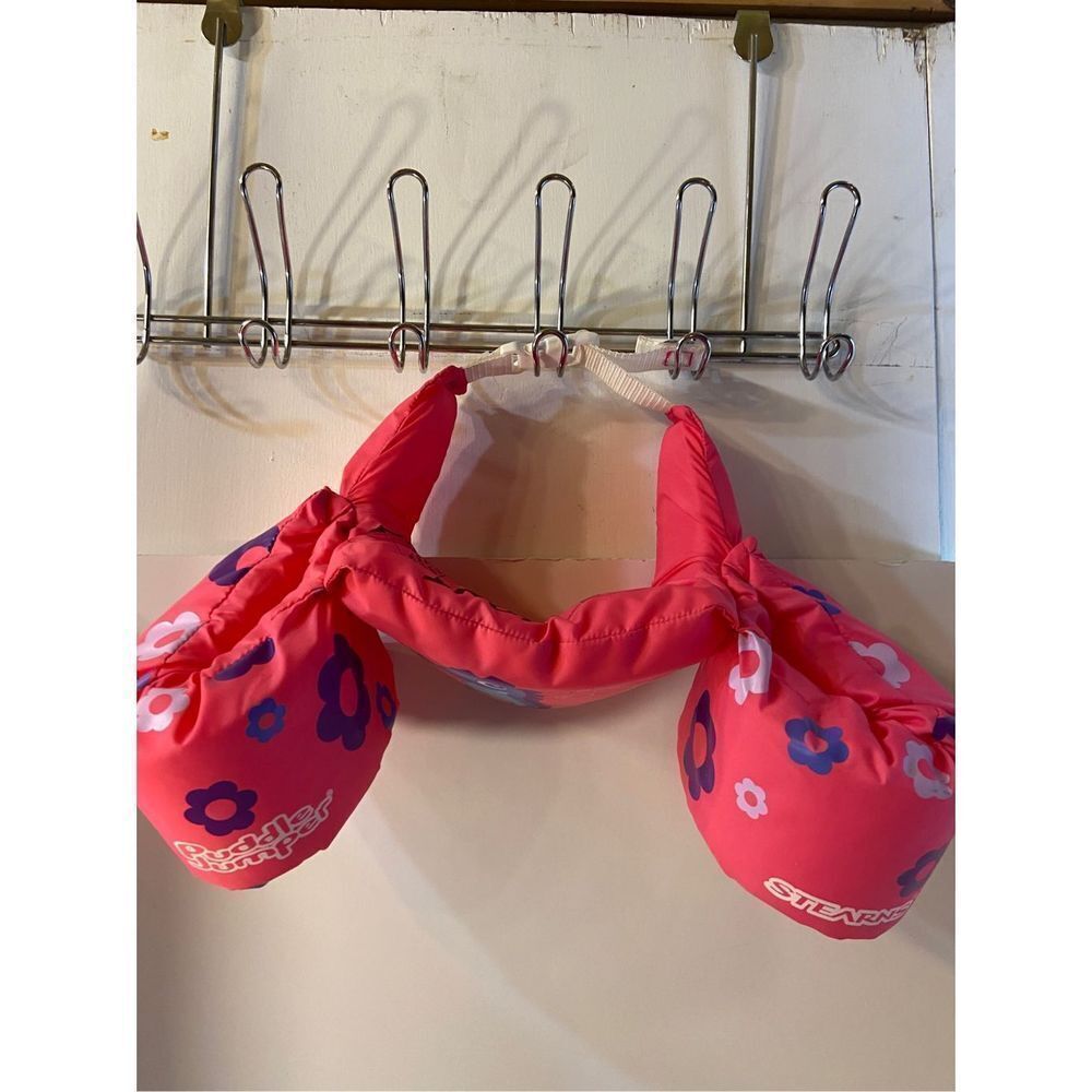 Sterns Pink Puddle Jumper Seahorse 30/50lbs
